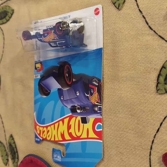 ❤️ Hot Wheels Altered Ego - Picture 3 of 7